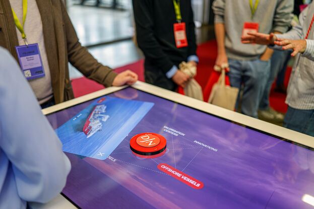 Jan De Nul beursstand 24